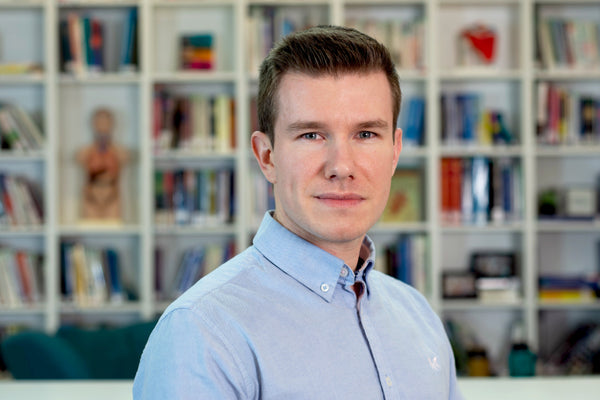 Dr. Stuart J. Keppie